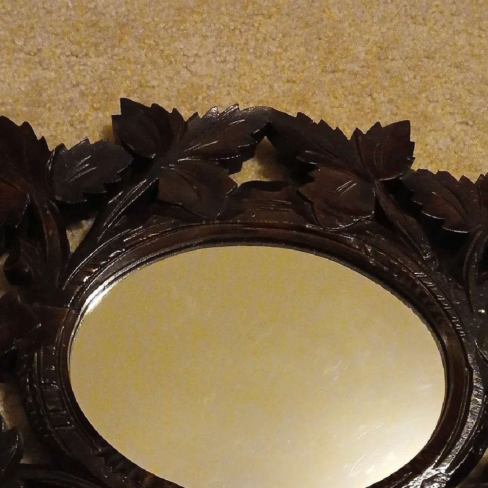 Vintage Leaf Design Wall Mirror